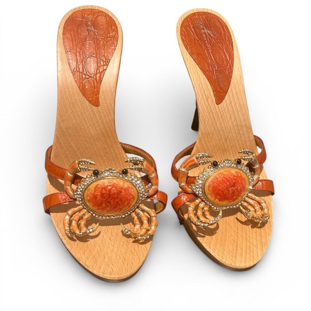 Vintage Vicini by Giuseppe Zanotti Orange Leather Crab Criss Cross Sandals